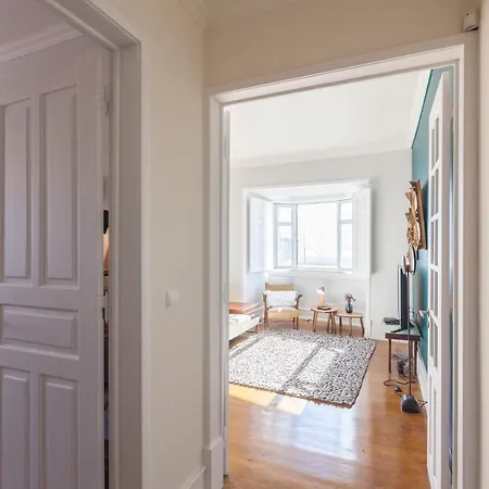 Flh Graca Family With View