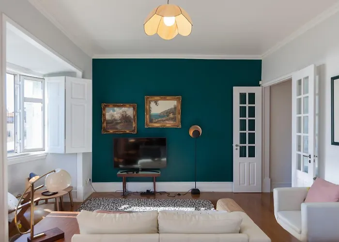 Flh Graca Family With View